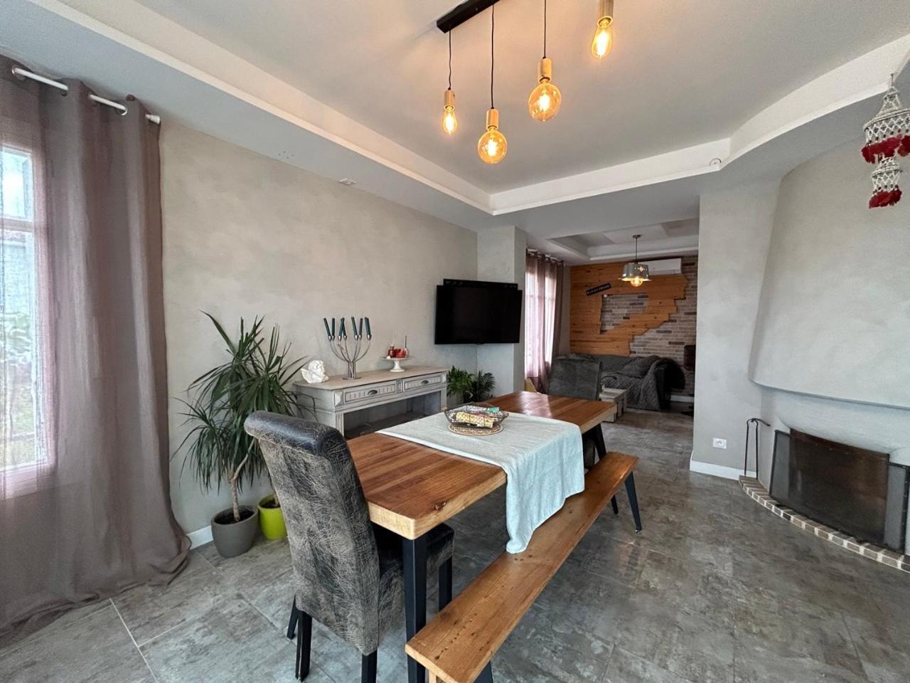 Comme A La Maison Narbonne Luaran gambar